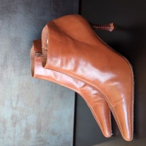 ZARA WOMEN'S BOOTIES